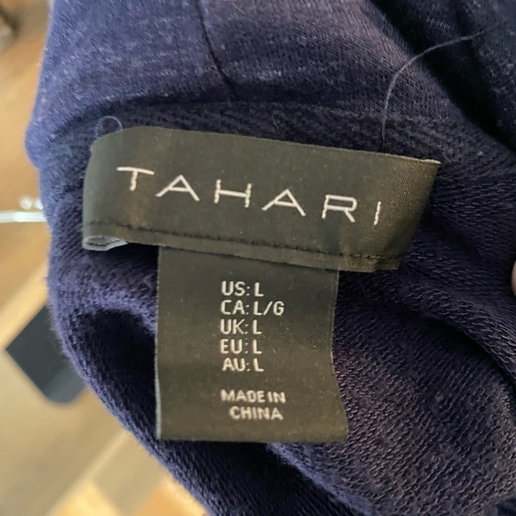 TAHARI Cowl Neck Top - Picture 4 of 4